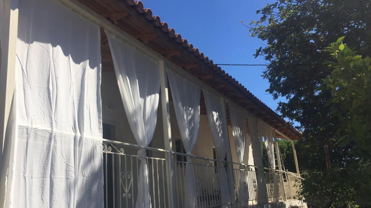 Хостел Αγρόκτημα Χελωναριά - Agroktima Chelonaria Храни Экстерьер фото